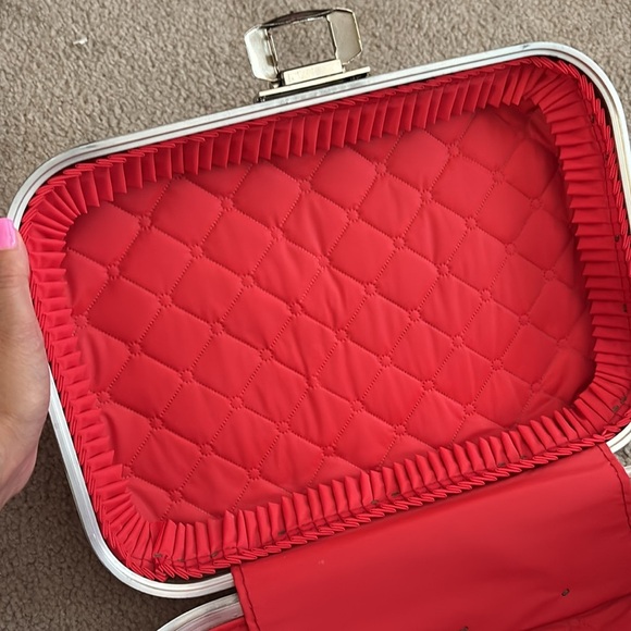 Vintage Child Suitcase - Picture 5 of 10